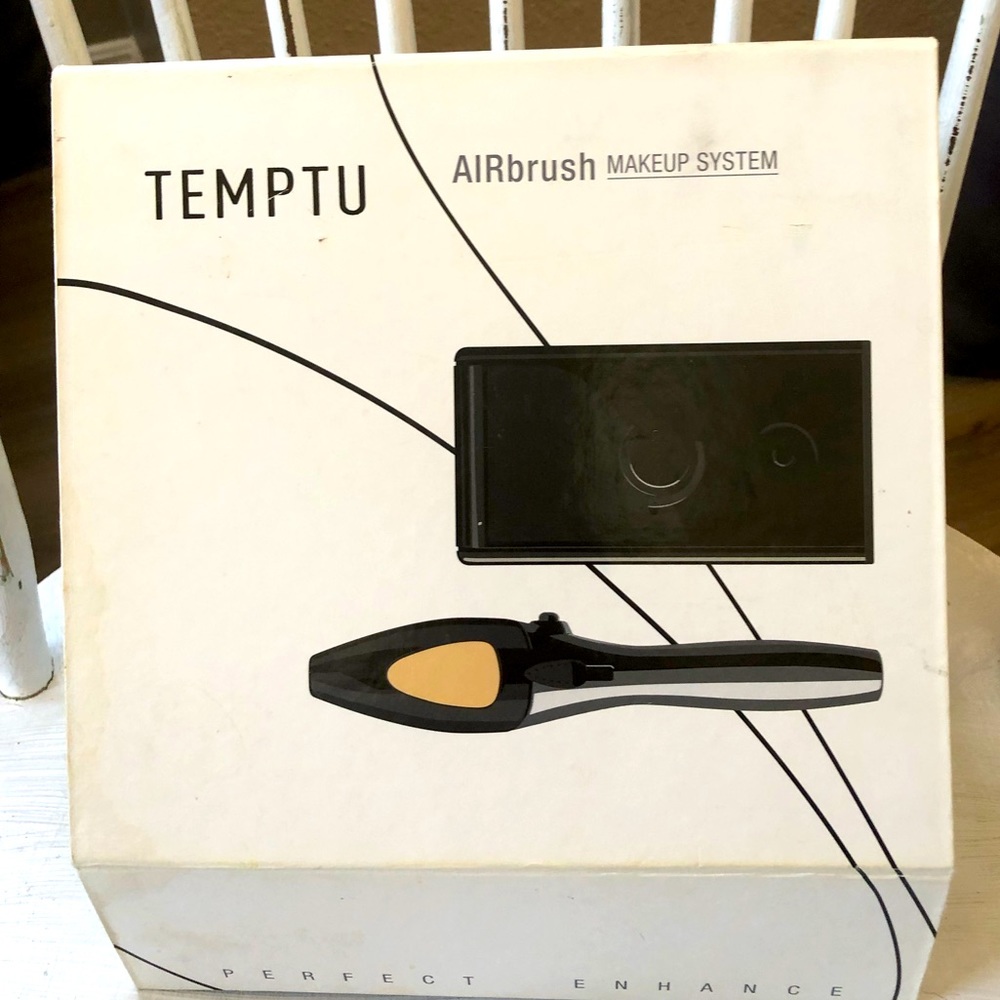 Temptu Airbrush System